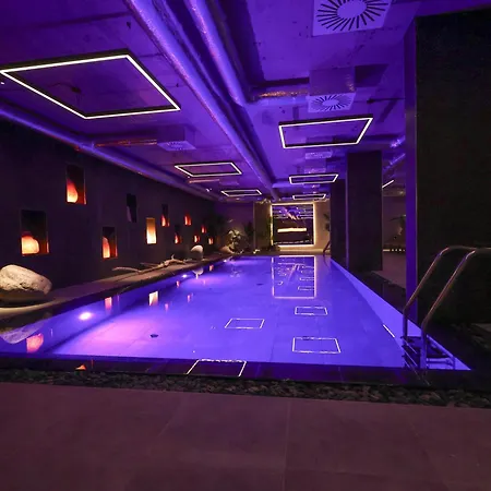 Azur Panorama Pool & * Святі Костянтин і Олена